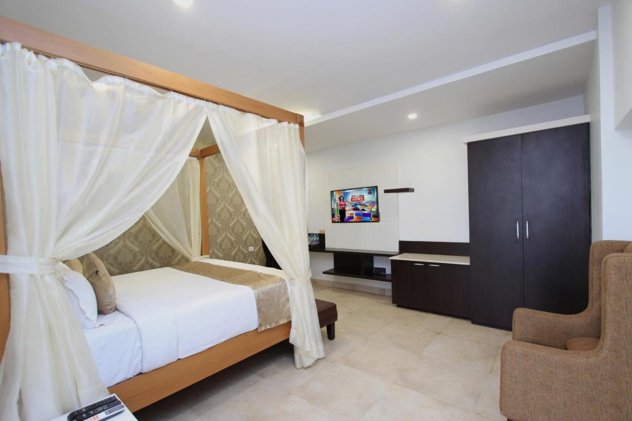Ambaari Hotel Mysore Exterior photo