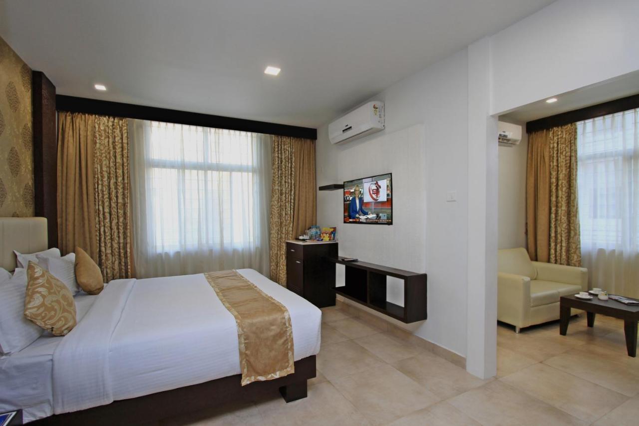 Ambaari Hotel Mysore Exterior photo