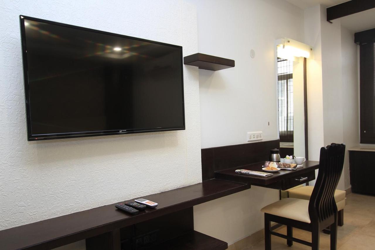 Ambaari Hotel Mysore Exterior photo