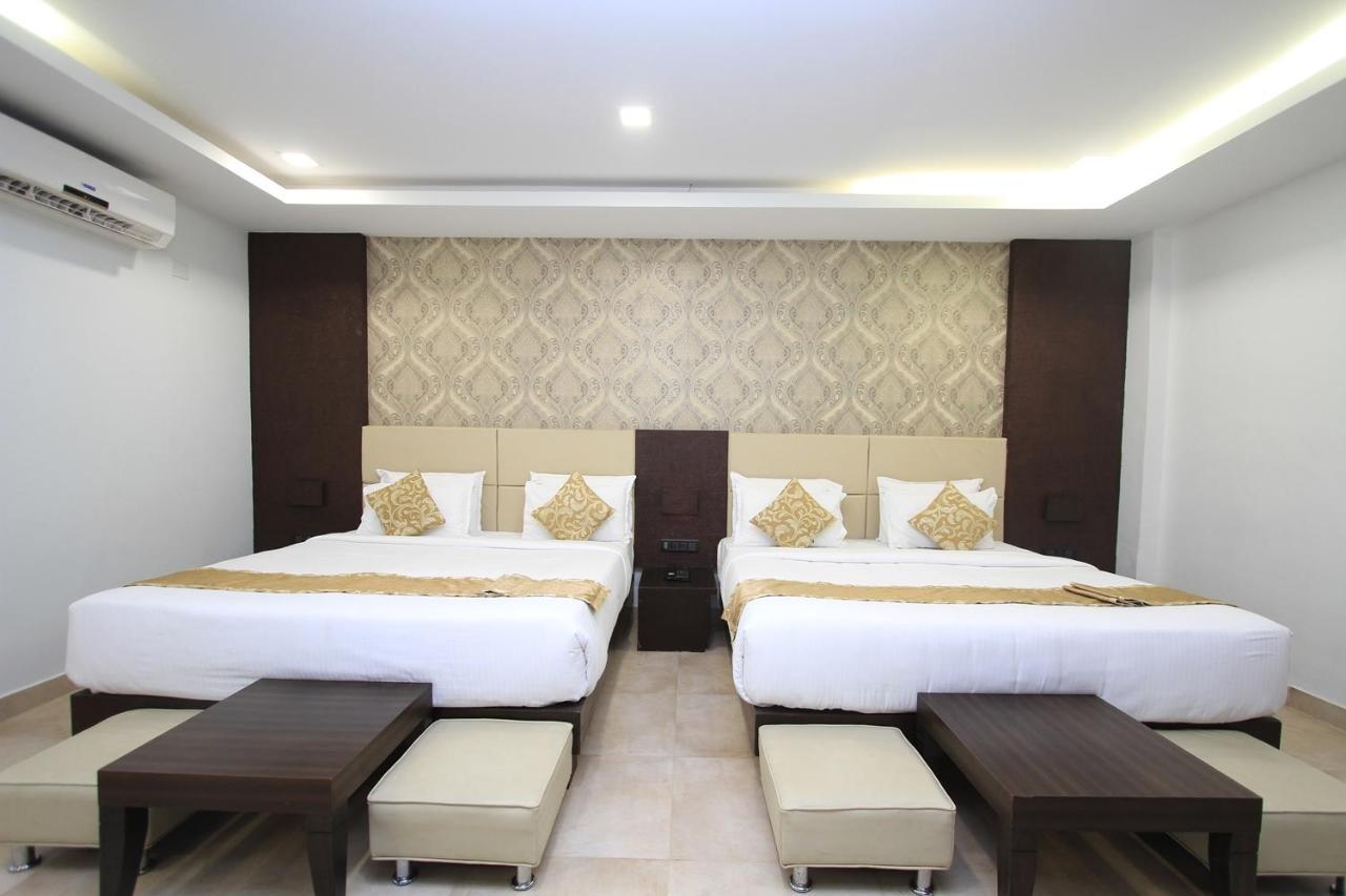 Ambaari Hotel Mysore Exterior photo